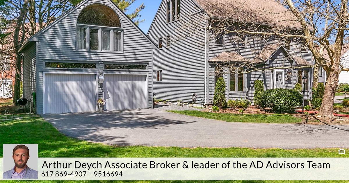 12 Millfarm Rd, Stoughton, MA 02072